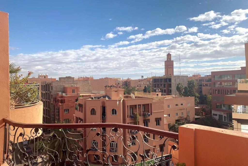 Sunny Terrace & Comfy Beds In Marrakech Apartment Marrakesh Bagian luar foto